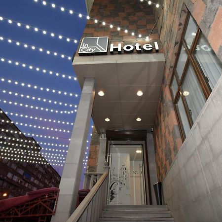 In City Hotel 예레반 외부 사진